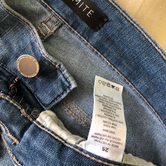 Highwaisted Denim Jeans - Picture 4 of 4